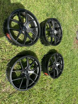Grey Rims 20” Priced To Sell