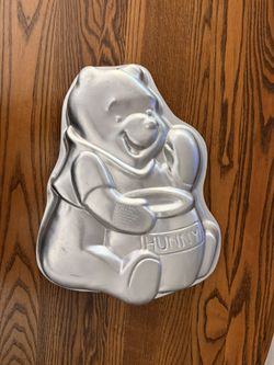 1995 Winnie the Pooh Cake Mold 2105-3000