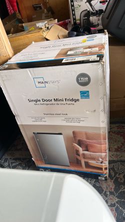 Single Door mini Fridge
