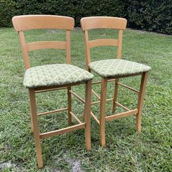 2 Bar Stools (25” To Seat) Good Condition. $20 Firm On Price