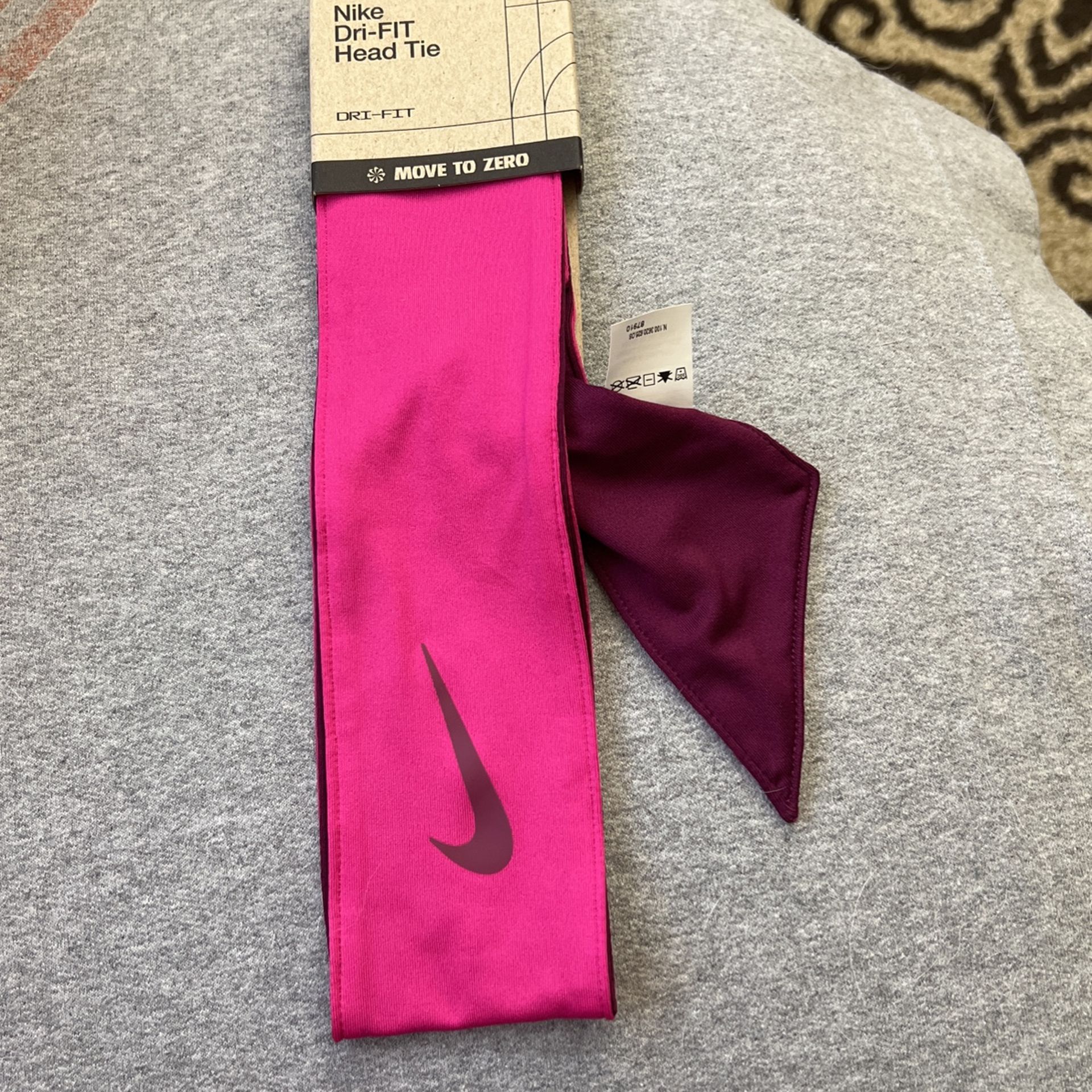 NIKE DRI-FIT MOVE TO ZERO REVERSIBLE HEAD TIE HEADBAND