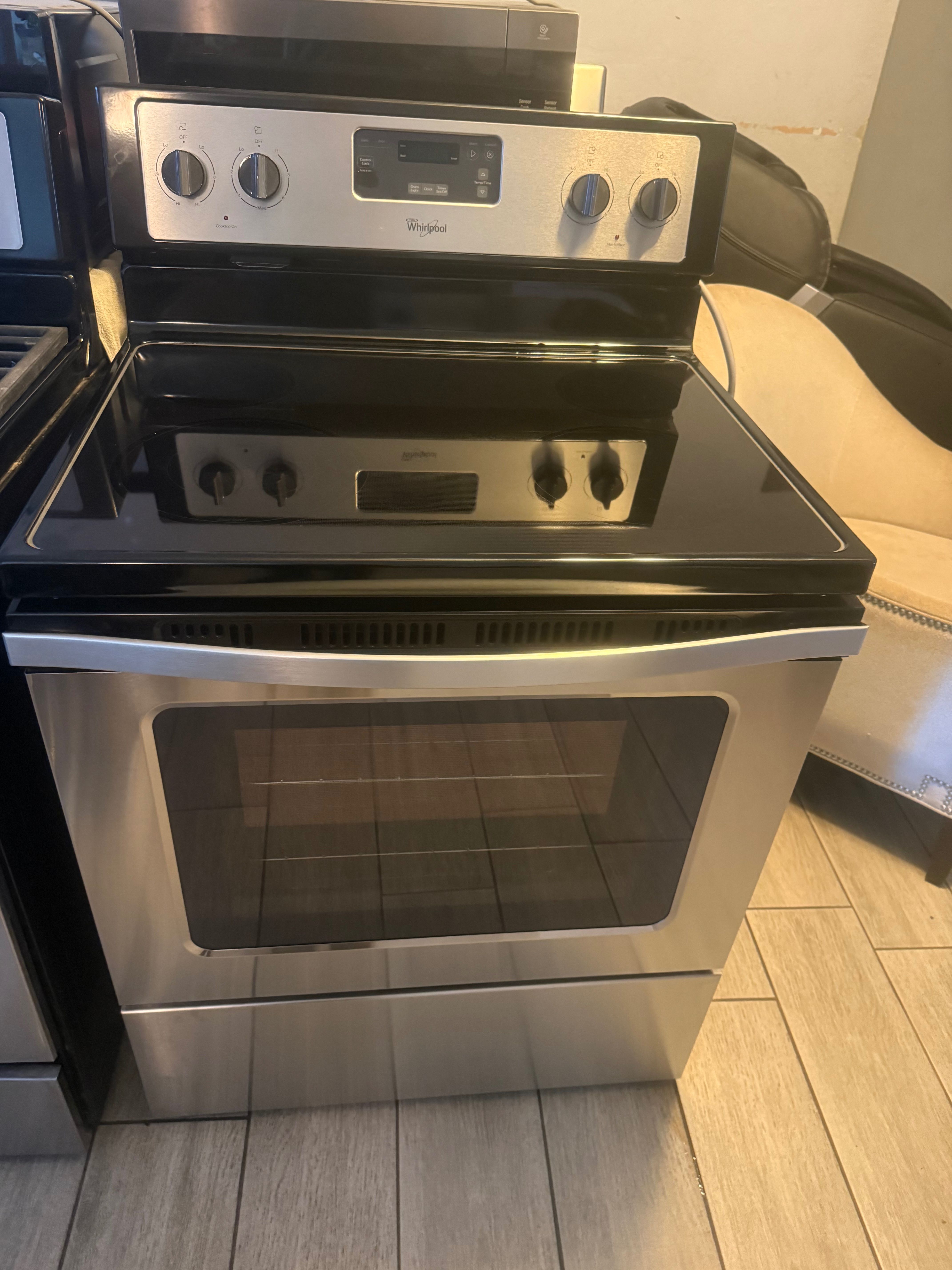 Whirlpool oven / range