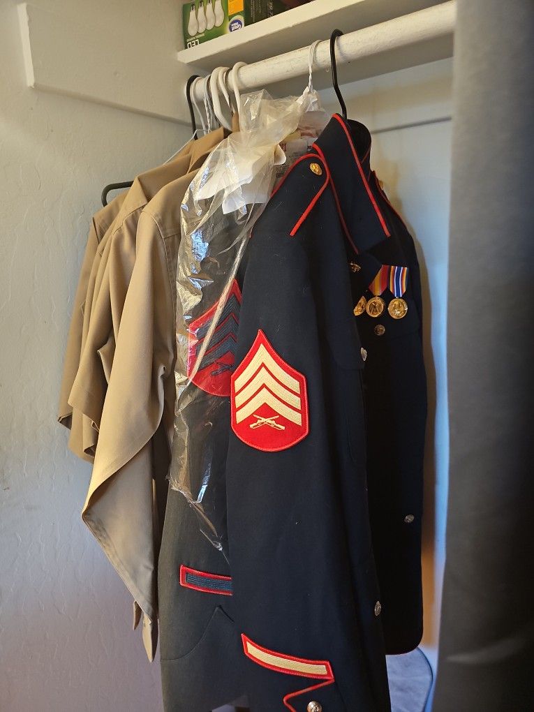 Marine Corps Uniforms