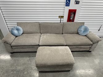 Grey sectional sofa !!! Great Condition