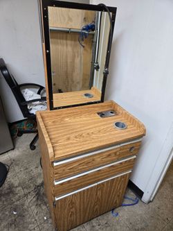 Barber station