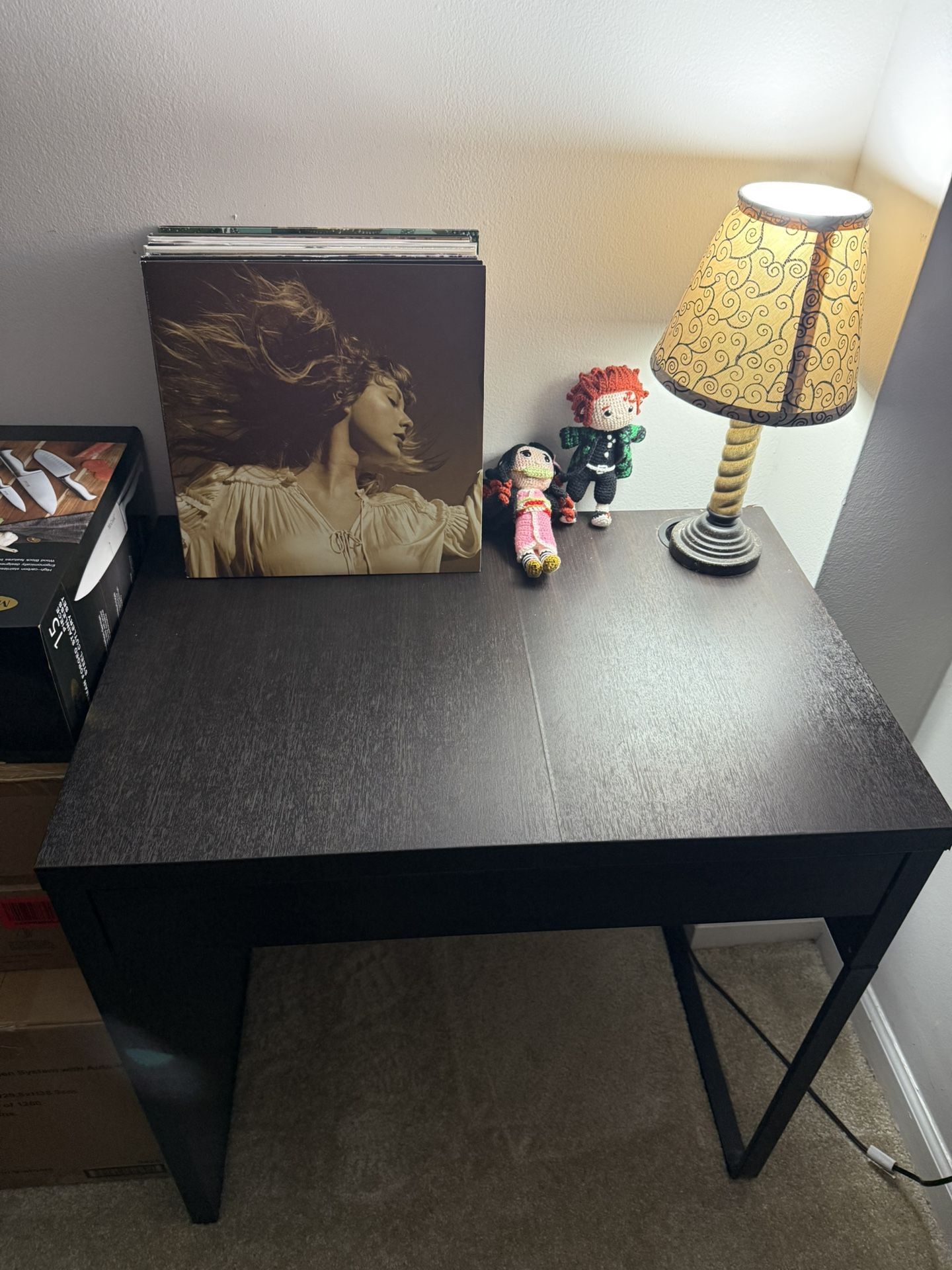 Small desk with drawer