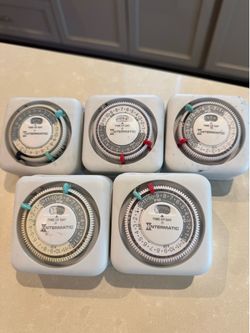 Intermatic TN111K 15-Amp Lamp and Appliance Timer