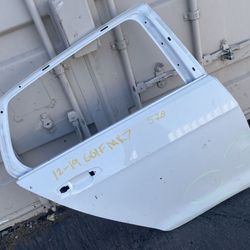 2012  -  2019  Volkswagen Golf |  Passenger Side / Rear 