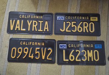 Decorating Cal. Lic plates