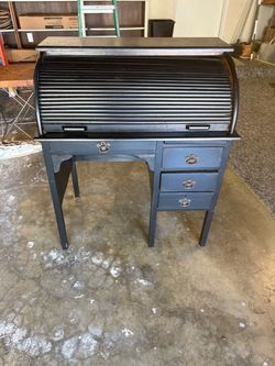 Small roll top desk
