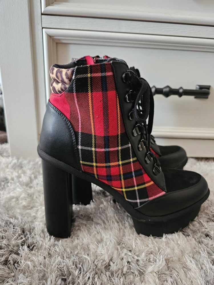 Jessica Simpson Boots 