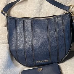 Michael Kors Brooklyn Applique navy Med Convertible Hobo Crossbody Bag The Purse Is In Excellent Condition Wallet Does Show Signs Of Wear 