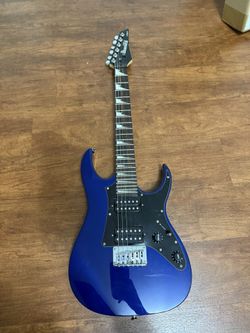 IBANEZ MIKRO ELECTRIC GUITAR WITH CASE 