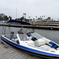 1990 Running Boat 