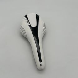 GIANT VELO SADDLE - BICYCLE SEAT- WHITE/BLACK 2013