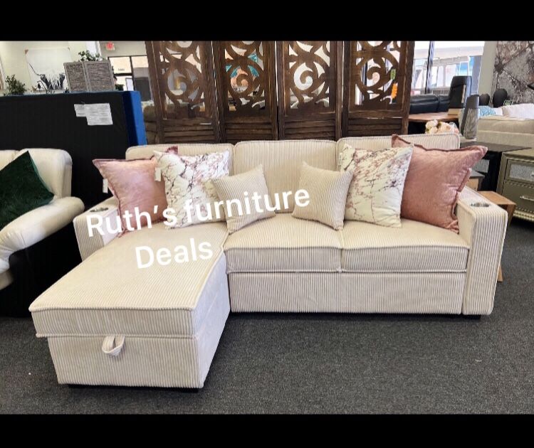 Convertible Sectional Sofa Pull- Out Bed & Storage Chaise