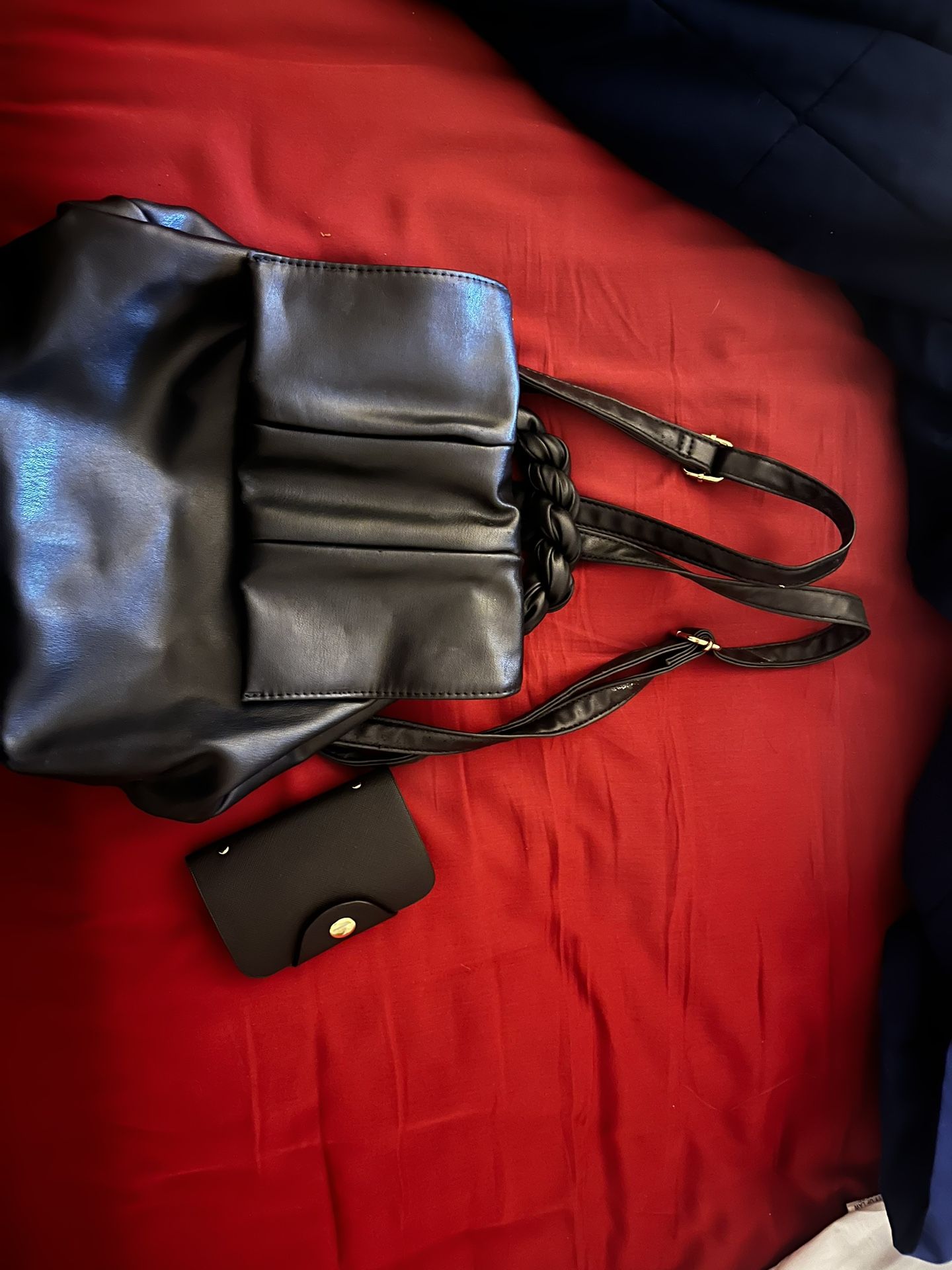 Women’s Black Backpack & Card Holder