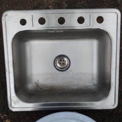 Sinks. Brand New 
