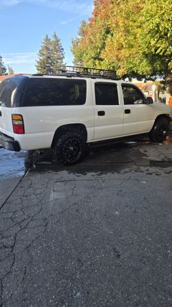 2004 Chevrolet Suburban