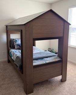 twin house bed Wood