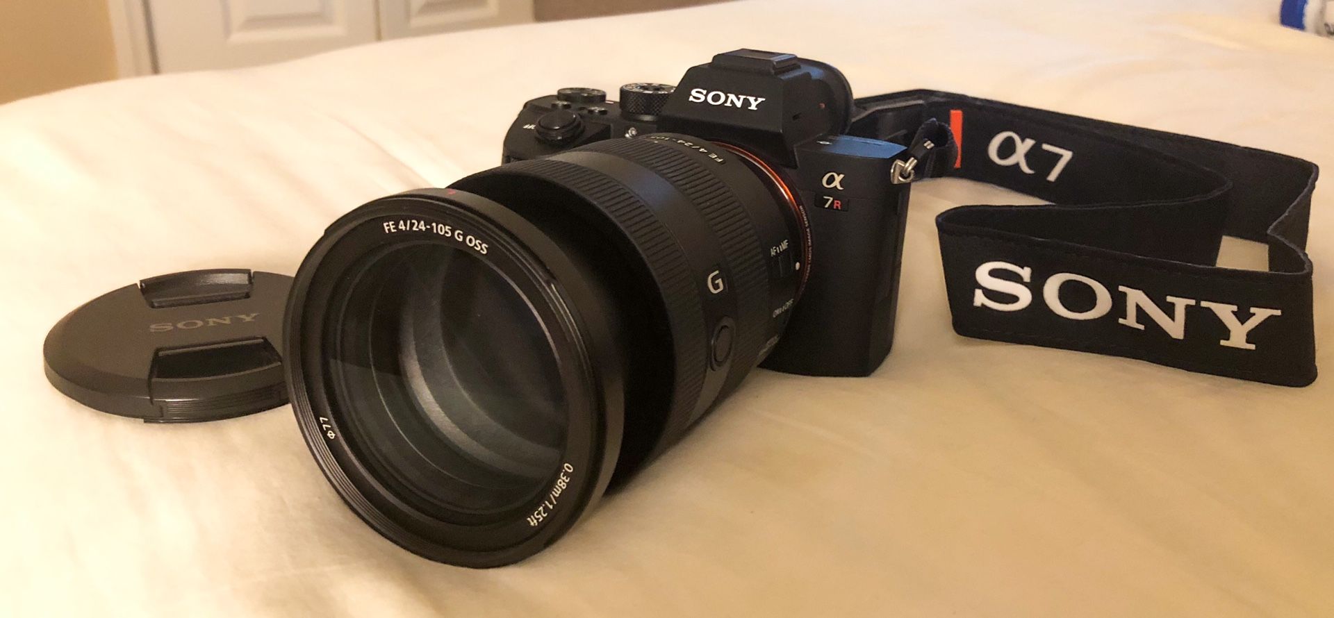 Sony Alpha 7R III Mirrorless Digital Camera Body - With Sony FE 24-105mm f/4 G OSS E-Mount Lens