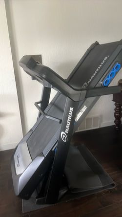 Nautilus Treadmill