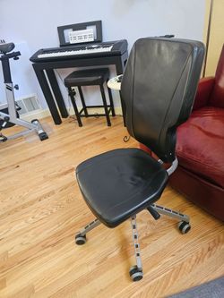 IKEA Klappe Chair Black Swivel Office Task Chair