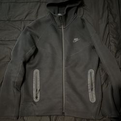 Nike tech hoodie