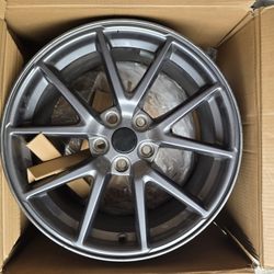 1 OEM 18x8.5in Tesla Model 3 wheel/rim