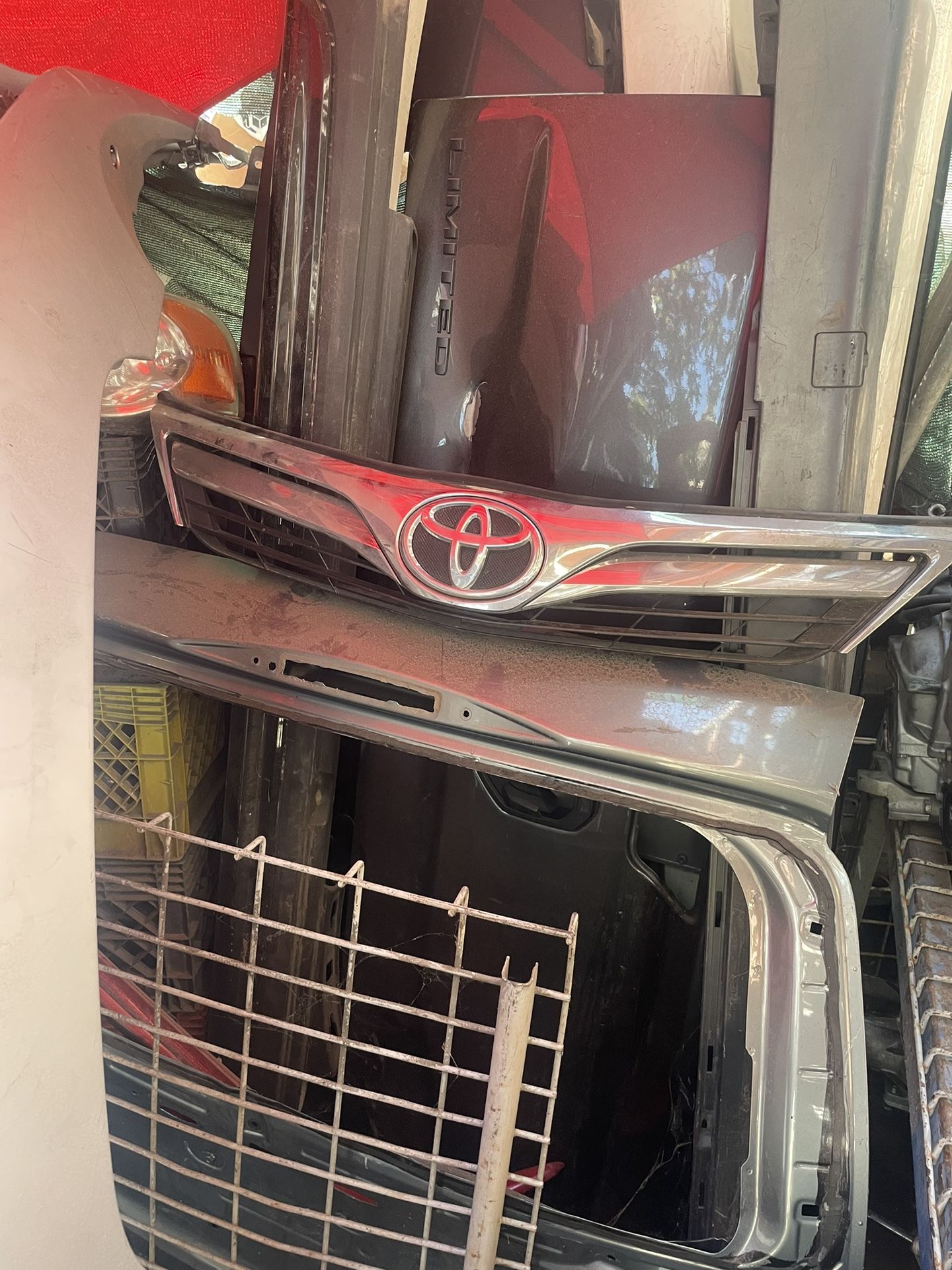 Toyota Camry Grill 2012-14 OEM