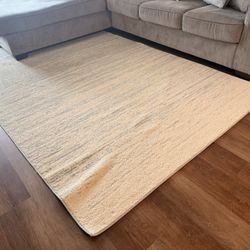 R&F 5X8 Rug