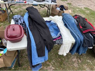Women’s clothes !!!