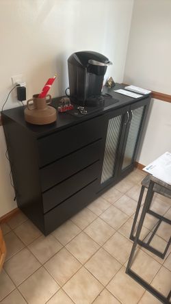 Bar Cabinet table