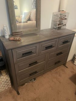 7-Drawer Wood Dresser Gray Brown Finish