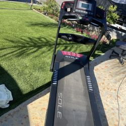 Treadmill 