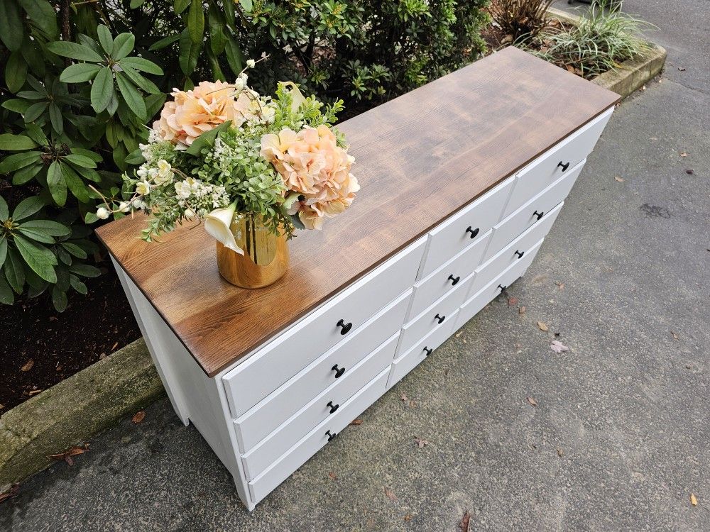 MARVELOUS 12 Drawers Farmhouse Dresser White Solid Wood
