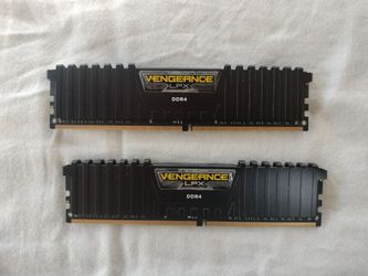 32 GB Corsair Vengeance DDR4 RAM (2x16) LPX 2666 MTs