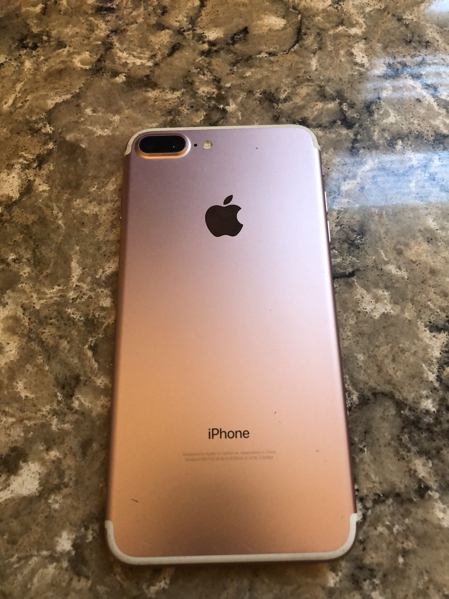 iPhone 7plus 32gb T-Mobile / Mint Read Details