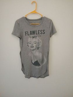 Women's shirt (s)
