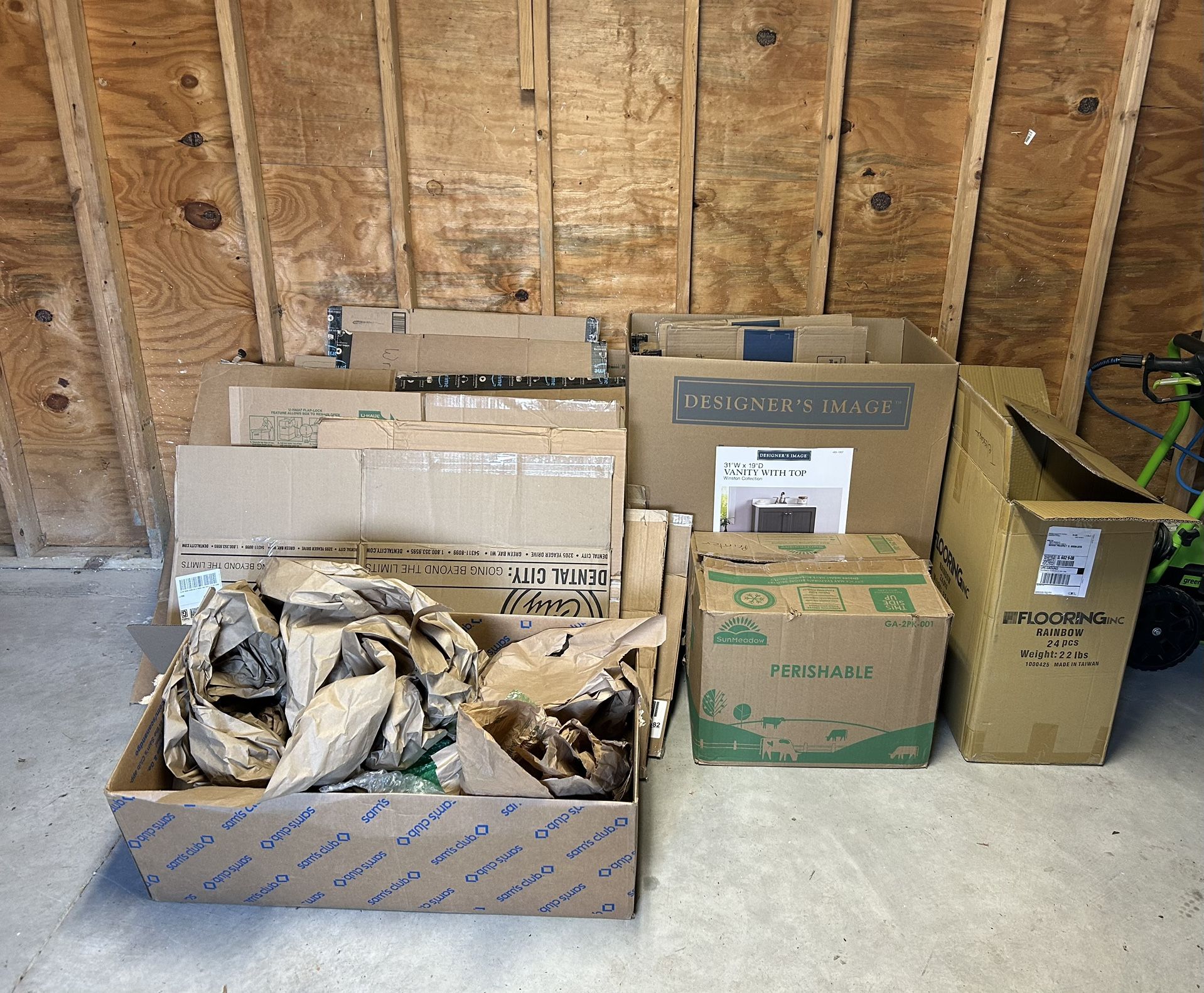 Moving Boxes and Paper/Bubble Wrap