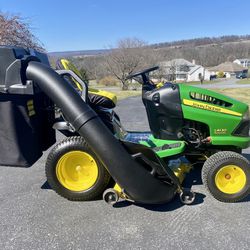 Parting Out John Deere LA130 Lawn Tractor 