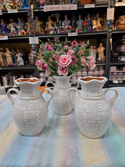💥 sale 20% off  Talavera large Flower Vases 💥 Regular Price $45  each.  Tel (562)348..28..41.