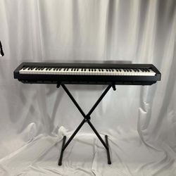 YAMAHA P71 88-Key Weighted Action Digital Piano with Sustain Pedal and Power Supply