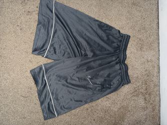 Nike Basketball Shorts, Size Medium 