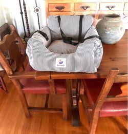 BLOBLO Dog Car Seat Booster