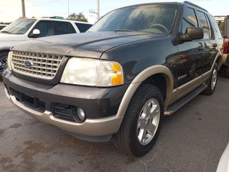 2005 Ford Explorer