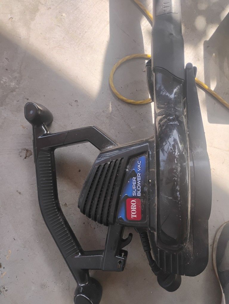 Leaf Blower 
