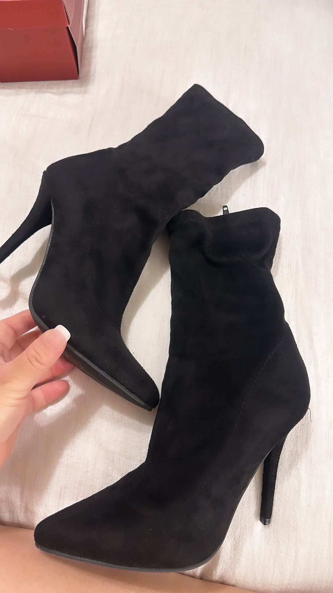 Black Booties Miss Lola 