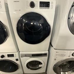 Washer and Dryer “24 ( Lavadora y Secadora )