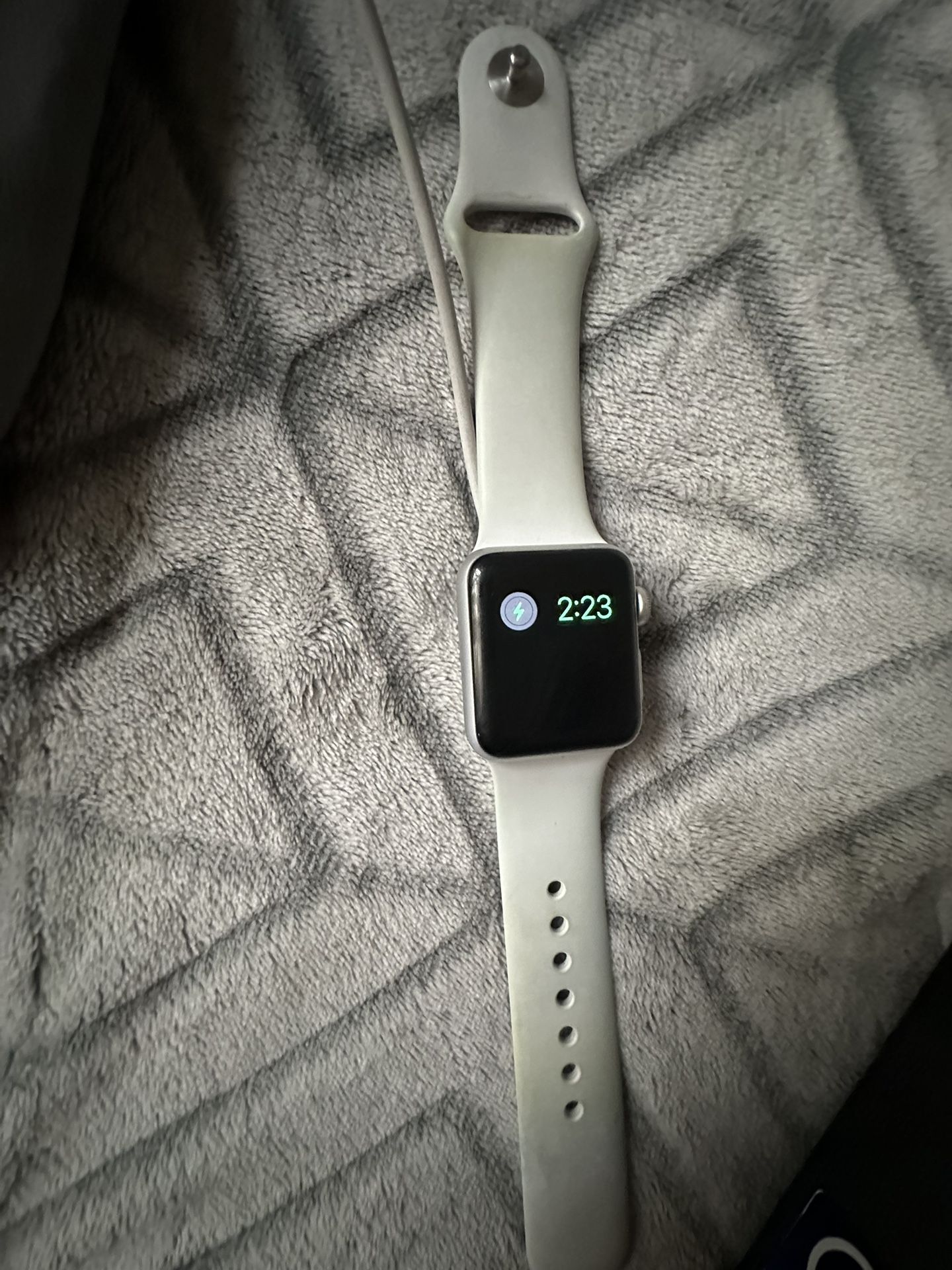 Apple Watch Series 3 (40$)